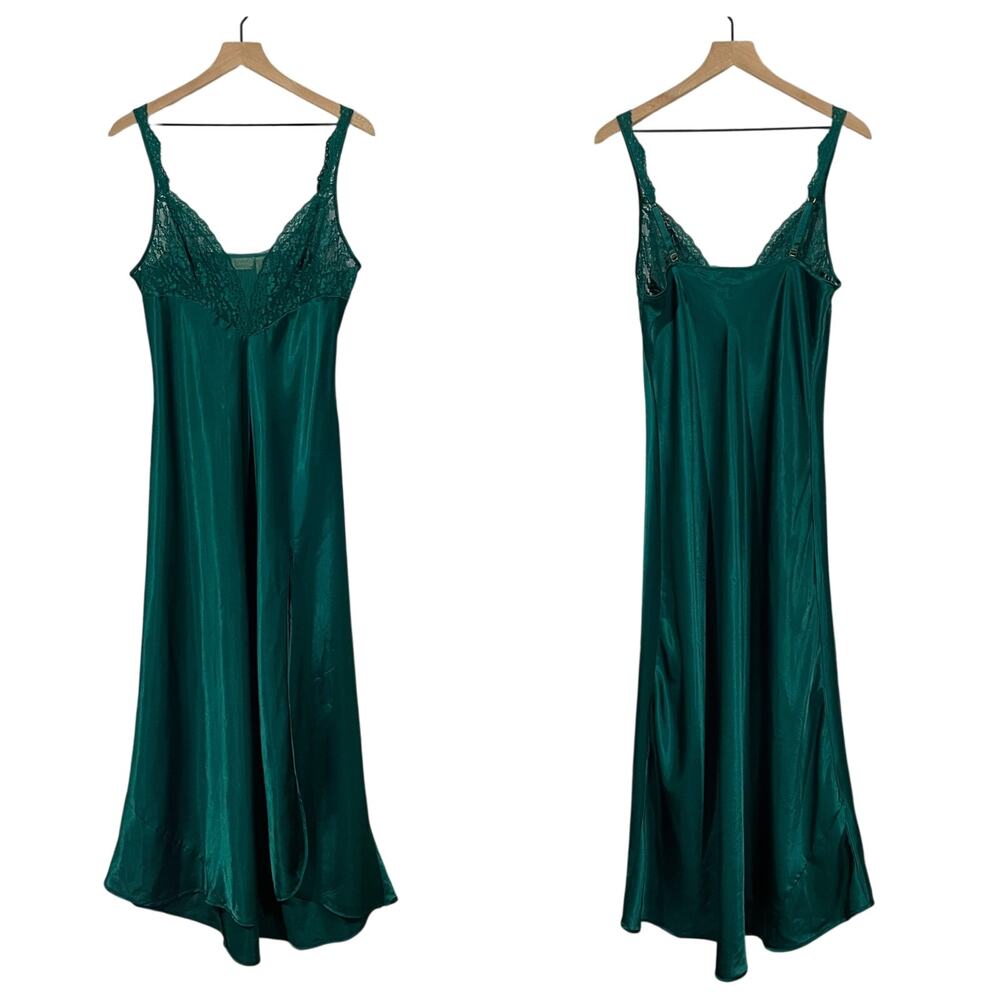 Victoria’s Secret Gold Label Lace Satin Gown - Green - Large